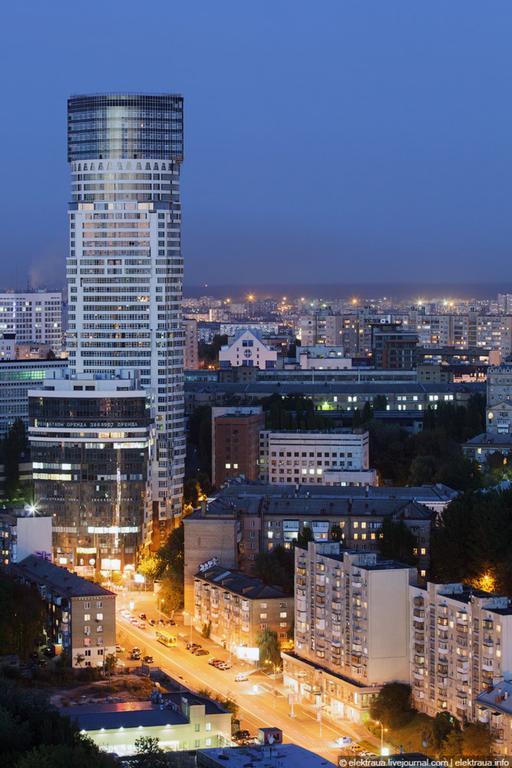 Partner Guest House Klovs'Kyi Kyiv Exterior photo